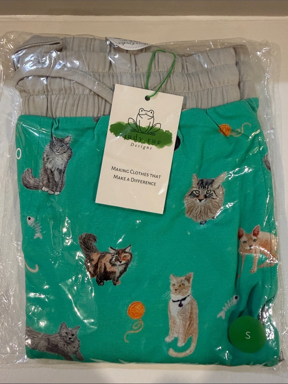 Judy Rue Designs Bamboo Cat Print Women’s Jogger Pants Small NWT